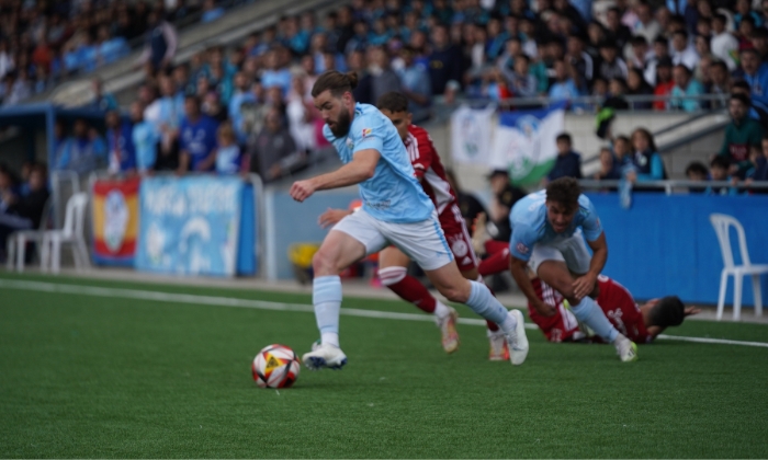 Reparto de puntos en el partido del a&ntilde;o en Tercera Federaci&oacute;n