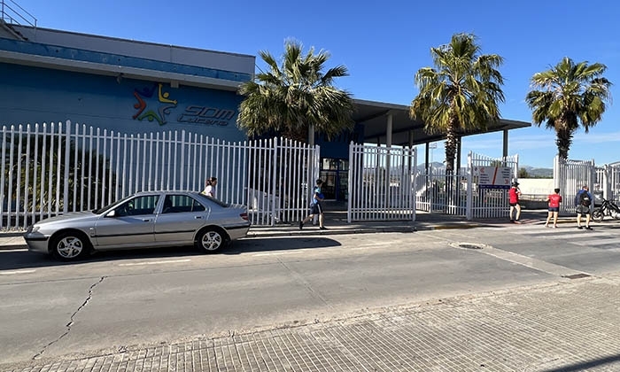 Exterior de la Ciudad Deportiva de Lucena.