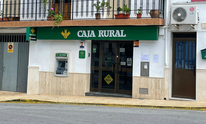 Sucursal de Caja Rural en Fuente-Tójar.