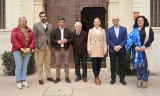 El alcalde, representantes municipales y responsables y colectivos del Museo.