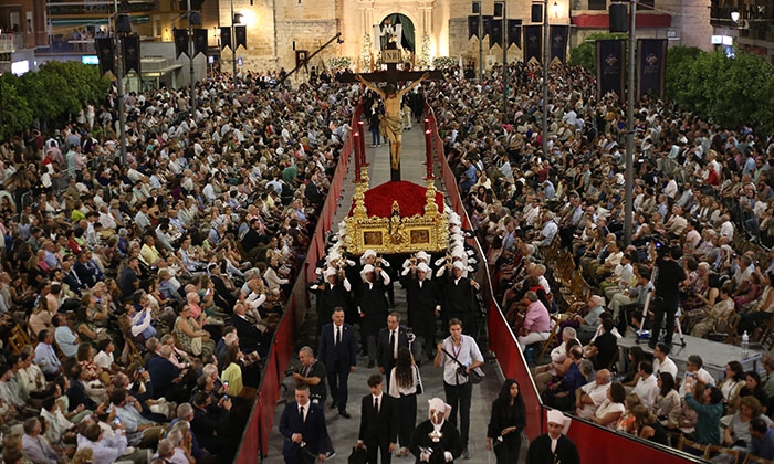 Procesi&oacute;n magna, por la Plaza Nueva, el pasado 27 de septiembre.