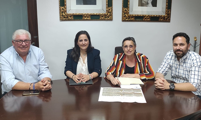 Reuni&oacute;n en el ayuntamiento de Aguilar de la Frontera.