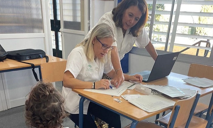 El &Aacute;rea Sanitaria de Osuna comienza a vacunar contra la gripe a escolares de 3 y 4 a&ntilde;os en los colegios