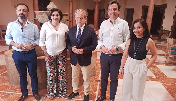F&eacute;lix Romero, Mar&iacute;a de la O Redondo, Salvador Fuentes, Aurelio Fern&aacute;ndez e Irene Aguilera.