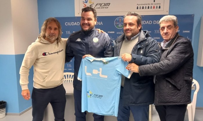 Antonio Jes&uacute;s Cobos renueva una temporada m&aacute;s con el Ciudad de Lucena