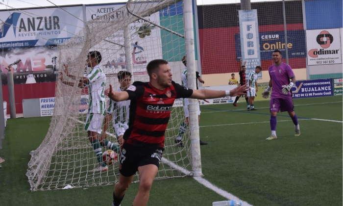 El Salerm Puente Genil visita el Nuevo Arc&aacute;ngel en el derbi ante el C&oacute;rdoba B