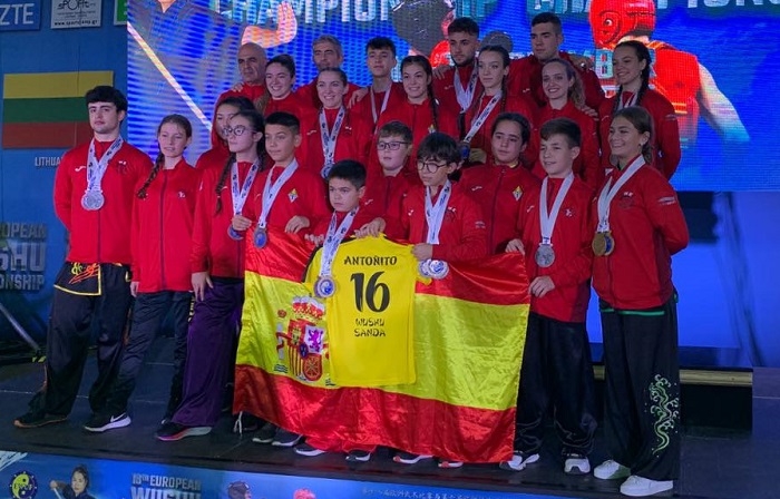 El Club Wushu- Kung Fu de Fernán Núñez cierra la temporada con 17 medallas en el Campeonato de Europa
