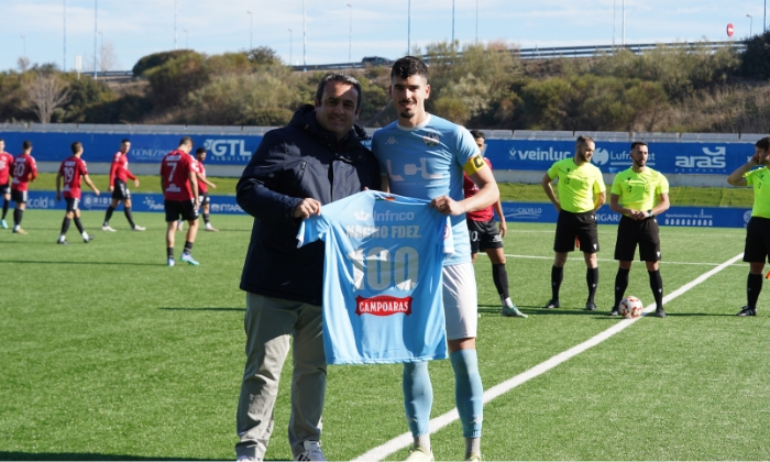 Nacho Fern&aacute;ndez, gol y victoria para celebrar sus 100 partidos en el Ciudad de Lucena