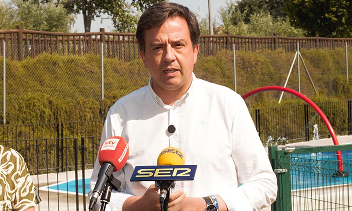 Aurelio Fern&aacute;ndez, alcalde de Lucena.