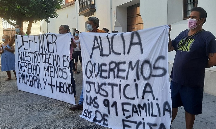 El PP rechaza la PNL que ped&iacute;a recuperar el car&aacute;cter p&uacute;blico de 91 viviendas compradas por un fondo de inversi&oacute;n en &Eacute;cija