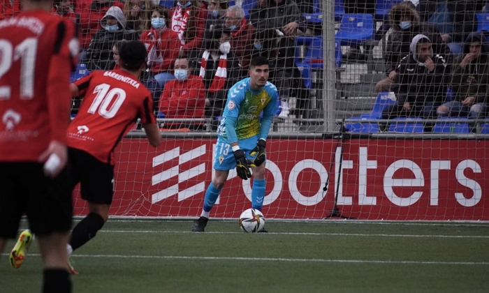 El Antequera CF cierra la porter&iacute;a con Antonio Gallego