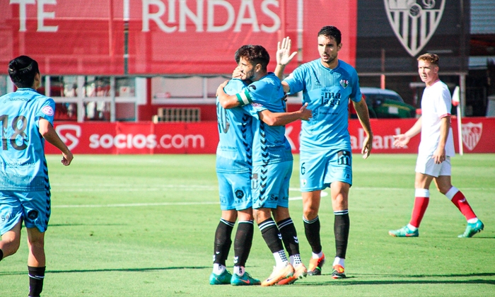 El Antequera CF vence en su primer amistoso ante el Sevilla Atl&eacute;tico