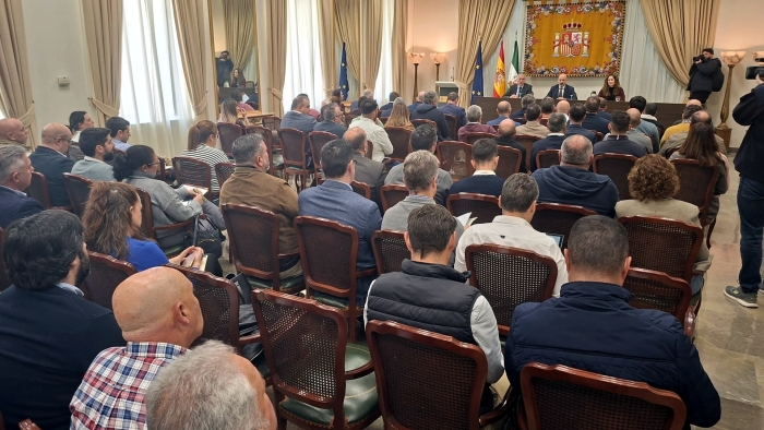 El Gobierno coordinar&aacute; con Junta y Diputaci&oacute;n la reparaci&oacute;n de caminos rurales en la provincia de M&aacute;laga