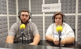 David Mart&iacute;nez y Mari Carmen Saiz, en los estudios de SER Lucena.