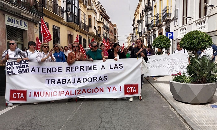 Manifestaci&oacute;n del pasado s&aacute;bado en Rute de las trabajadoras de la ayuda a domicilio.