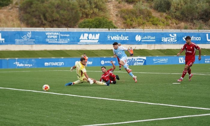 El Ciudad de Lucena tira de &eacute;pica para conseguir los primeros tres puntos de la temporada