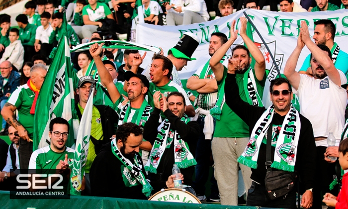 La afici&oacute;n blanquiverde convoca un recibimiento al Antequera CF