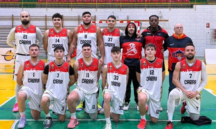 Foto de equipo del CDB Cabra durante esta temporada