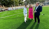 &Uacute;ltimos trabajos para dotar de nuevo c&eacute;sped artificial la segunda pista de f&uacute;tbol 7 de Antequera