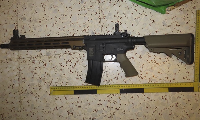 Una de las pistolas incautadas.