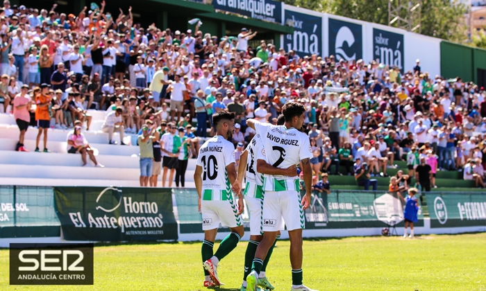 La afici&oacute;n del Antequera CF prepara un desplazamiento a M&eacute;rida