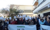 Herrera cumple dos a&ntilde;os de concentraciones cada semana para recuperar sus m&eacute;dicos