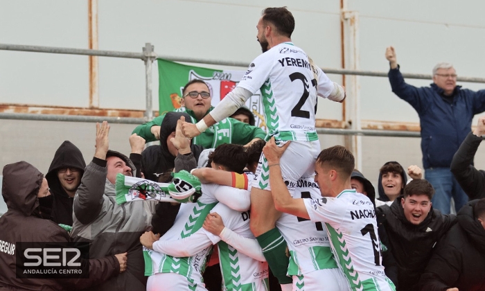 El Antequera CF volvi&oacute; a remontar para ganar en Granada