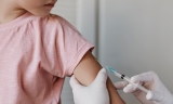 El Área Sanitaria Norte de Málaga vacuna contra la bronquiolitis al 94% de los menores de seis meses de la comarca