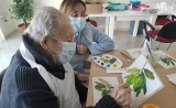 Pintura creativa, “la mejor medicina” para frenar el Alzhéimer
