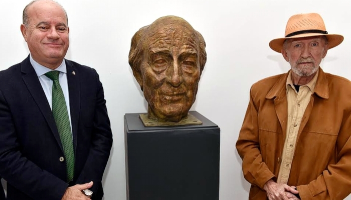 El Museo de Antequera dedicará una de sus salas al escultor Jesús Martínez Labrador