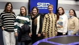 Estudiantes de Antequera debaten en la radio sobre el uso del m&oacute;vil en los centros educativos