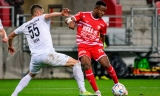 El internacional gabon&eacute;s Jeremie Obounet firma por el Antequera CF