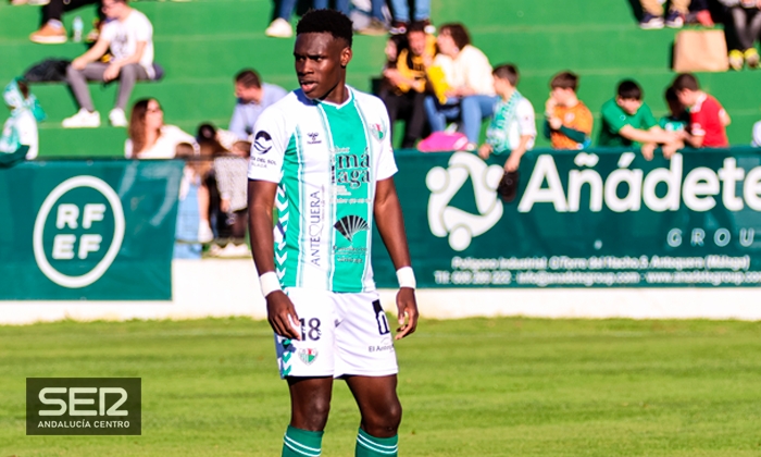 El Antequera CF renueva a Destiny Ilahude hasta 2026
