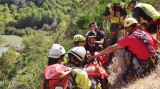 Un senderista cae 45 metros cerca del Caminito del Rey y es rescatado en helic&oacute;ptero