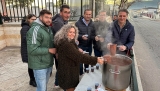 El alcalde de Mollina muestra su respaldo a los alumnos del instituto, en huelga por el fr&iacute;o que pasan en clase