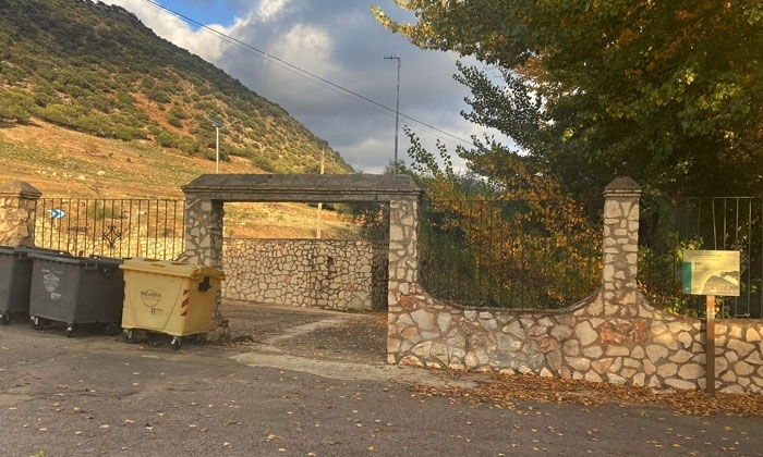 Fuente de Campo de Aras.