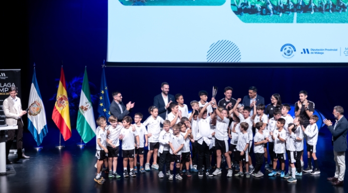 La Escuela de F&uacute;tbol de Campillos, premiada por su deportividad en M&aacute;laga