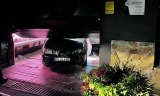 Coche empotrado en Valle de Aras.