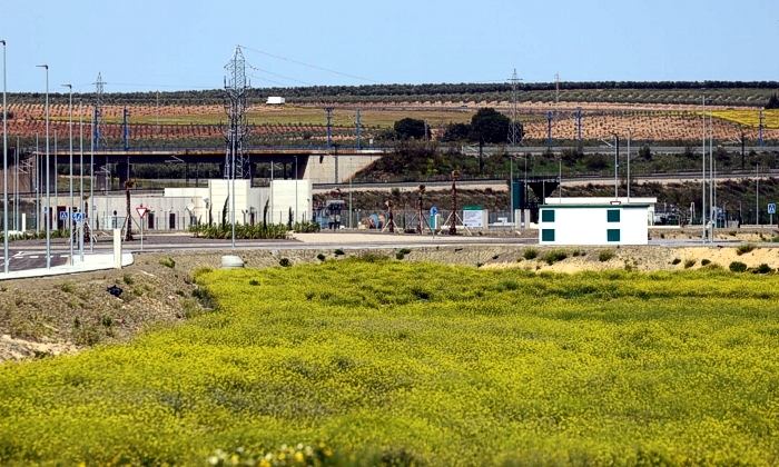 Adipa gana el concurso para llevar el mantenimiento de las zonas verdes del Puerto Seco de Antequera