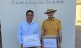Gabriel Prieto, alcalde; y Jes&uacute; Prieto, posible familiar de una v&iacute;ctima.