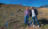 Villanueva de Tapia y Ruralidays convierten un antiguo vertedero en un bosque