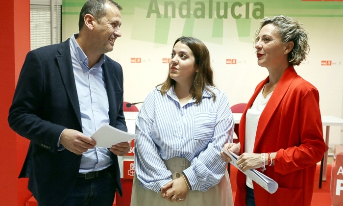 El PSOE insta a la Junta a dar marcha atr&aacute;s en el cierre de aulas en el colegio de Humilladero