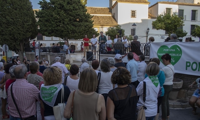 El alcalde de Estepa advierte de que la comarca puede quedarse con solo diez m&eacute;dicos este verano