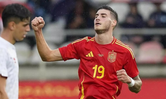 El pontano Roberto Fern&aacute;ndez, debut y gol con la Selecci&oacute;n Espa&ntilde;ola Sub-21