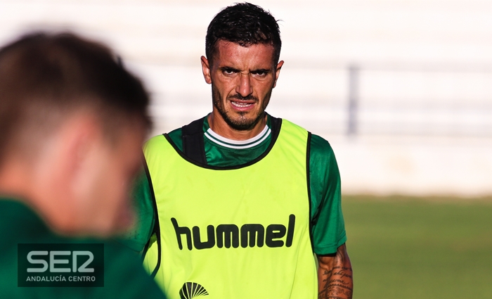 Tomi Lanzini sufre una rotura de ligamento cruzado