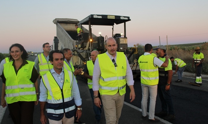 Se inicia la renovaci&oacute;n del firme en la A-92 entre La Puebla y Osuna