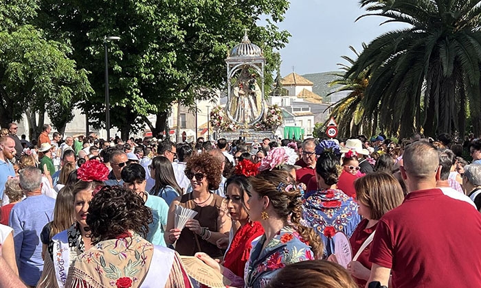 La Virgen de Araceli, al llegar a la Puerta de la Mina.