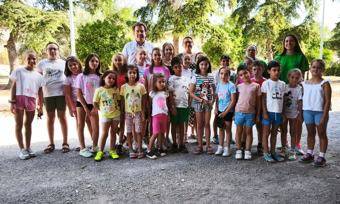 M&aacute;s de 100 ni&ntilde;os lucentinos descubren la flora y fauna de Lucena en la ludoteca Eco-verano