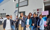 Comienza el encierro de los vecinos de Carcabuey en el consultorio para conseguir las mejoras sanitarias