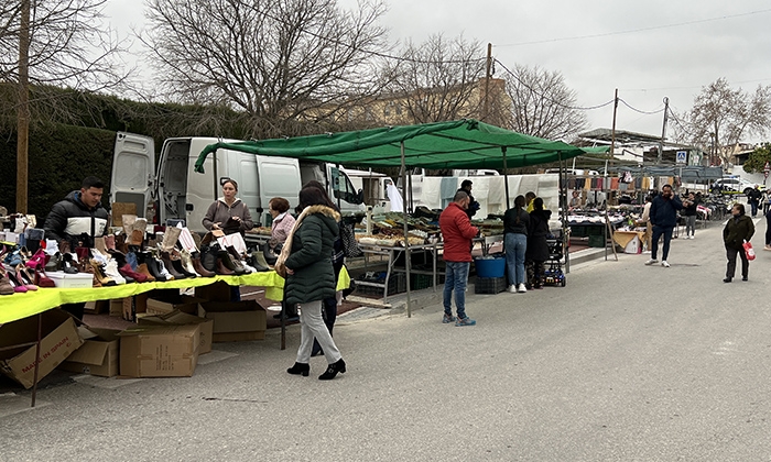 Mercadillo municipal de Lucena.